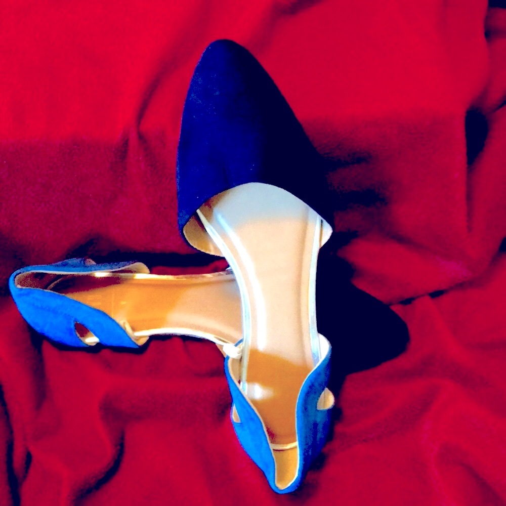 These sharp Gap D’orsay, color-block flats are new without tags!